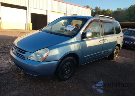 2009 Kia Sedona из США, поврежденный, VIN KNDMB133196279833